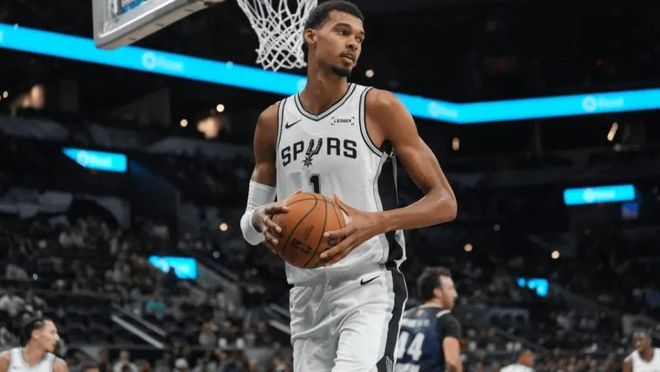 文班亚马绝杀助马刺力克太阳 两月20胜1负冲击西