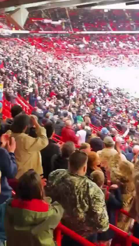 曼联3-1力克维拉积分榜领跑 卡塞米罗留队呼声高