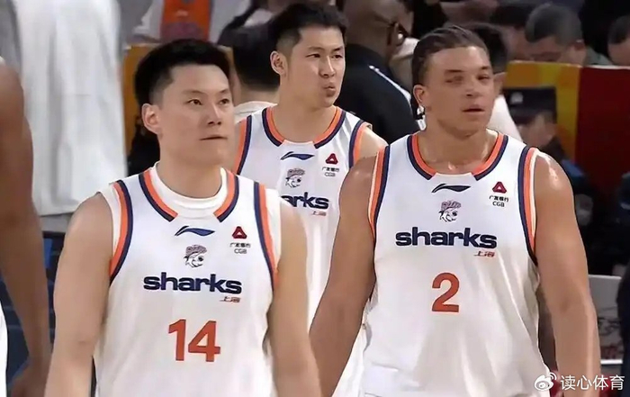 杜锋“隔行如隔山”引球迷反击，球员处境引争