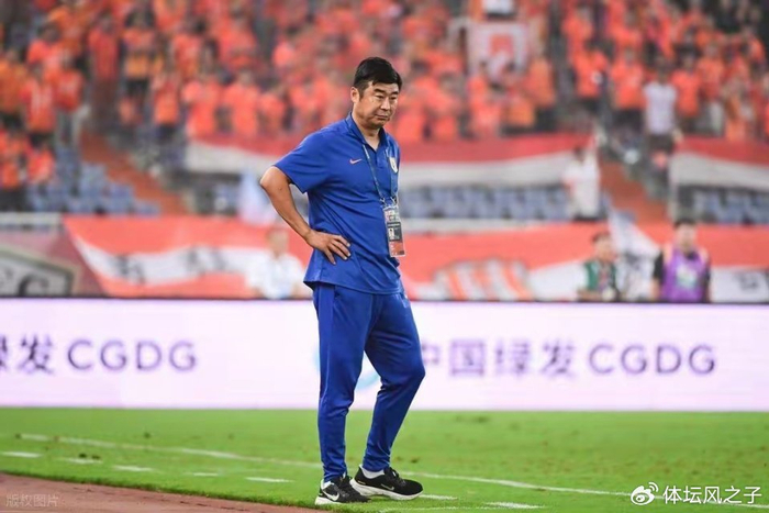 山东泰山主场1-2大连英博 韩鹏用人策略遭质疑